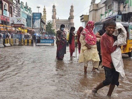 Heavy Rainfall Turns a Trump card for Telangana Aquafarmers Heavy Rainfall Turns a Trump card for Telangana Aquafarmers