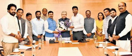 ELURU MP PUSHES FOR RAILWAY PROJECTS TO BOOST TRANSPORT OF AQUACULTURE FEED MANGOES FISH AND PADDY ELURU MP PUSHES FOR RAILWAY PROJECTS TO BOOST TRANSPORT OF AQUACULTURE FEED MANGOES FISH AND PADDY